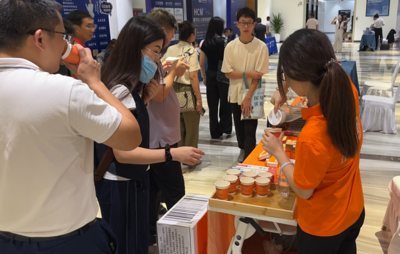 片仔癀国药堂顺德店祝贺第三届降本增效案例交流峰会圆满成功
