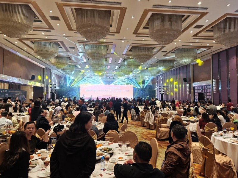 片仔癀国药堂共探液压气动创新路 匠心融合对话智造未来